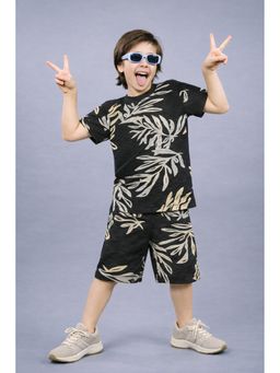 PLUM TREE - Navy Blue Printed T-Shirt and Shorts