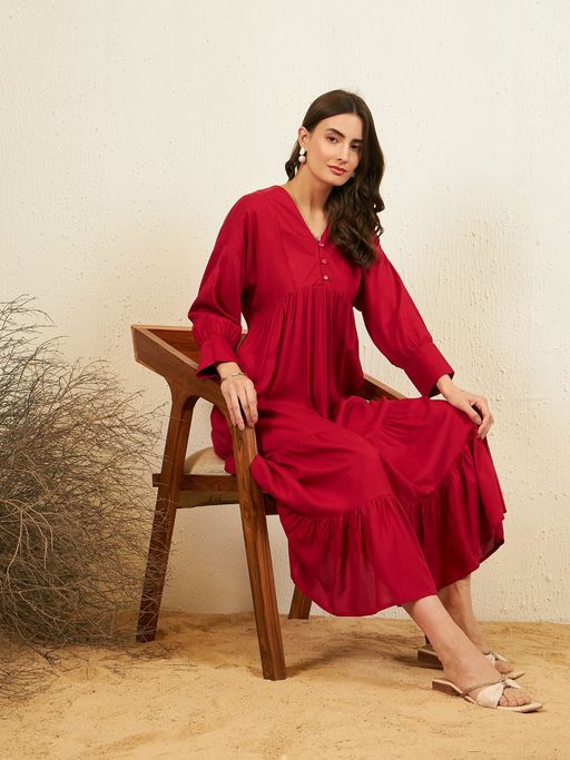 casual maroon color dress Lovskoo Womens Boho Summer Dresses Maxi Dress Spaghetti Strap Smocked  Tiered Long Beach Sun Dresses Sleeveless Solid Dress Burgundy
