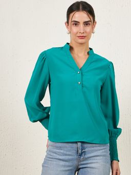 Carlton London - Women Casual Green Colour V-Neck Solid Regular Top