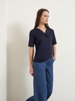 FABLE STREET - Detailed Collar Solid Top - Navy Blue