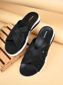 Black color option, Currently selected