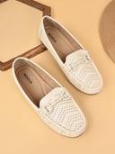Cream color option, Currently selected