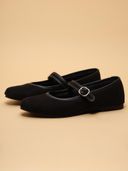 Black color option, Currently selected