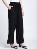 Black color option, Currently selected