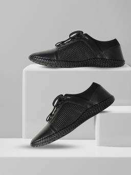 EZOK - Black Leather Closer Casual Oxfords