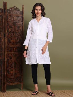 FASHIONABLE CHIKAN HANDIKRAFT - Women White Motifs Embroidered Chikankari Pure Cotton Kurta