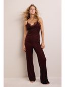 Red color option, Sold out, Currently selected