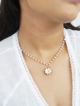 Joker and Witch - Joker & Witch Vega Daisy Pearl Necklace