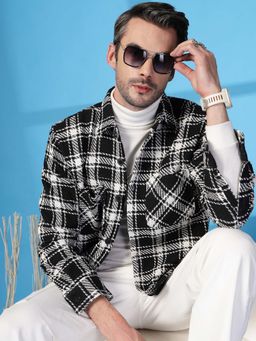 CHKOKKO - Men Checks Black Shacket