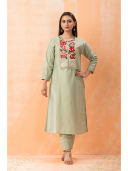 Sacred Suta - Green Embroidered Silk Kurta with Pant (Set of 2)