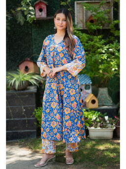 RANGREZA ETHNIC - Blue Plush Kurta with Pant (Set of 2)