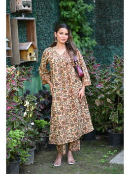 RANGREZA ETHNIC - Brown Plush Kurta with Pant Co-Ord (Set of 2)