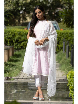 Saatvikei - Kesar - Pink Sleeveless Kurta with Pant and Dupatta (Set of 3)