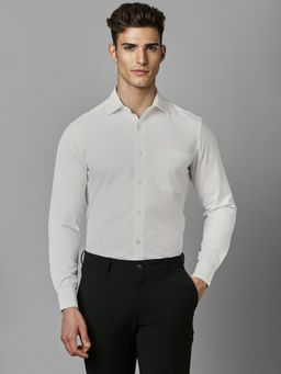 Louis Philippe - Men White Classic Fit Solid Full Sleeves Formal Shirt