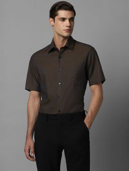 Louis Philippe - Men Brown Classic Fit Print Half Sleeves Formal Shirt