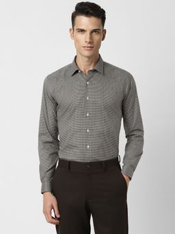Van Heusen - Men Black Slim Fit Checks Full Sleeves Formal Shirt
