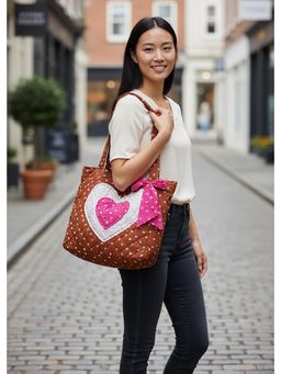 That Romeo - Brown Heart Bandhani Quilted Tote Bag