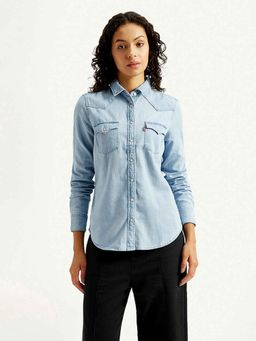 Levi's - Women'S Solid Spread Collar Shirt