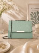 Green color option, Sold out, Currently selected