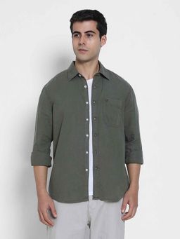 American Eagle - Men Olive Solid Full Sleeves Shirt