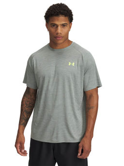Under Armour - Green Solid Regular Fit T-shirt