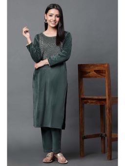 Aurelia - Green Embroidered Kurta with Pant (Set of 2)