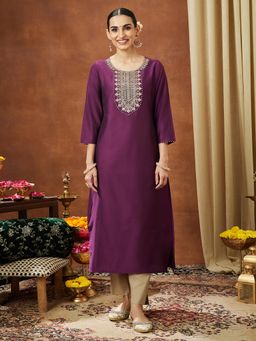 Janasya - Women Wine Chanderi Kurta