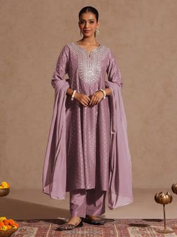 Janasya - Women Lavender Muslin Kurta and Pyjama with Dupatta