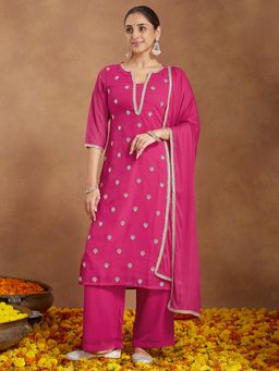 Janasya - Women Pink Georgette Kurta and Pyjama with Dupatta