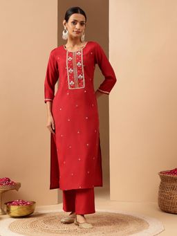 Janasya - Women Red Chanderi Kurta and Pyjama