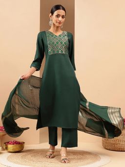 Janasya - Women Green Cotton Blend Kurta and Pyjama with Dupatta