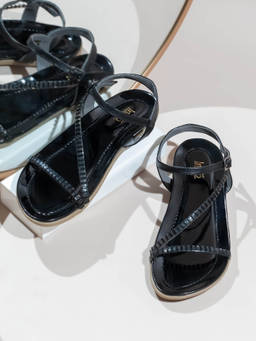 Inc.5 - Women Black Casual Flat Sandals