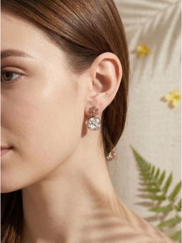 Gahan - Classic Floral Brilliant Cut AD Diamond White Drop Earrings