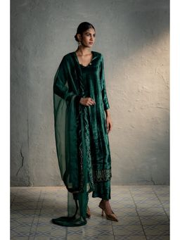 Charkhee - Velvet Green Kurta With Pant And Dupatta