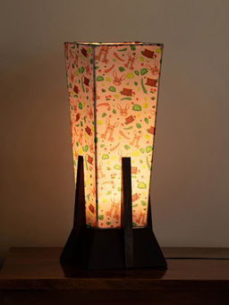 ExclusiveLane - Rabbit & Grove Rectangular Table Lamp In Mango Wood (Without Bulb)