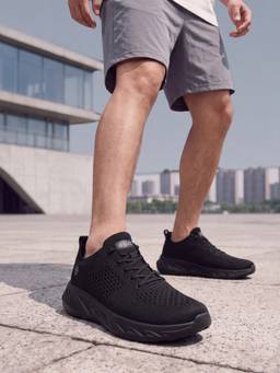 CULT - Men's Softcruise Walking Shoes - Black