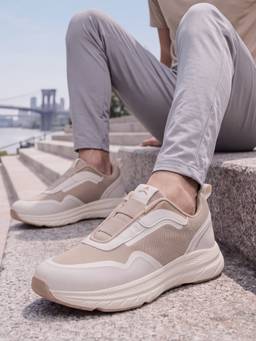 AVANT - Men's EaseCore Walking Shoes - Beige