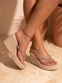 Beige color option, Currently selected