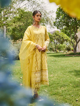 Heeposh - Schiffli Embroidered Kurta and Pants with Dupatta (Set of 3)