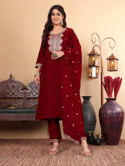 Varanga - Maroon winter floral embroidered velvet kurta Set with dupatta