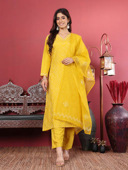 Varanga - Women French Knot Kurta and Pants with Embroidered Dupatta (Set of 3)