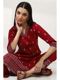 Rangriti - Maroon V-Neck Printed Kurta with Pant (Set of 2)