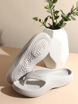 Yoho - Women Grey Pilo Lightweight Flipflops