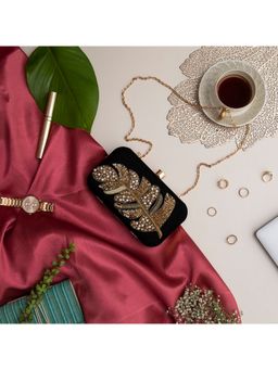 THE TAN CLAN - Afrah Hand Embroidered Leaf Clutch