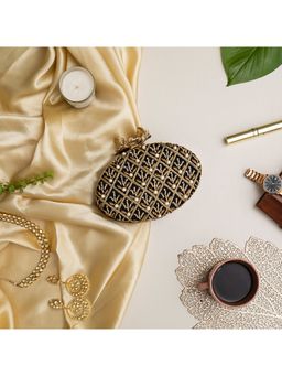 THE TAN CLAN - Zafraan Hand Embroidered Clutch