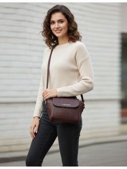 FLYING BERRY - Brown Structured Sling Bag