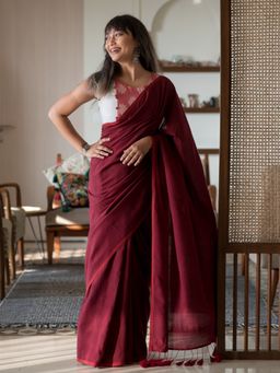 Suta - Maroon Solid Cotton Blend Saree without Blouse