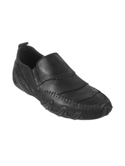 Mochi - Men Black Casual - Loafers