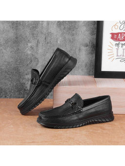 Mochi - Men Black Casual - Loafers