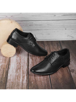 Mochi - Men Black Derbies